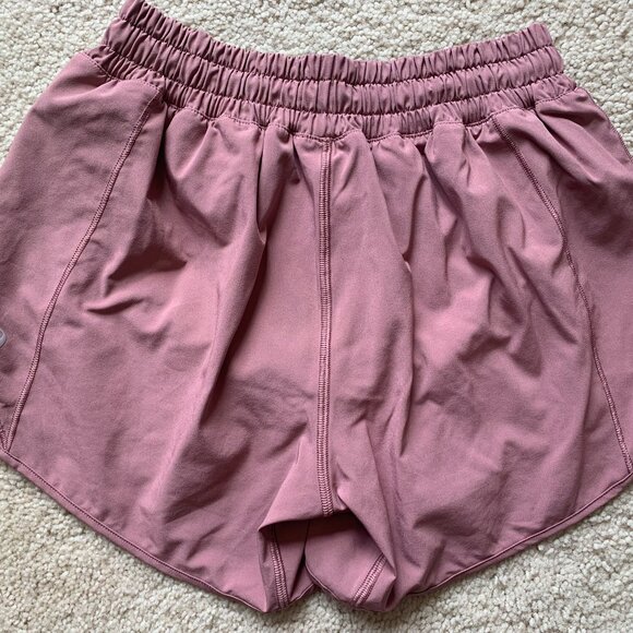 Lululemon Women's Hotty Hot Short II, Long 4", Spanish Rose, size 4 NWOT - Picture 5 of 8